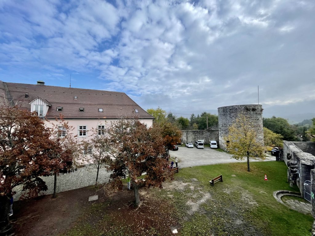 image4